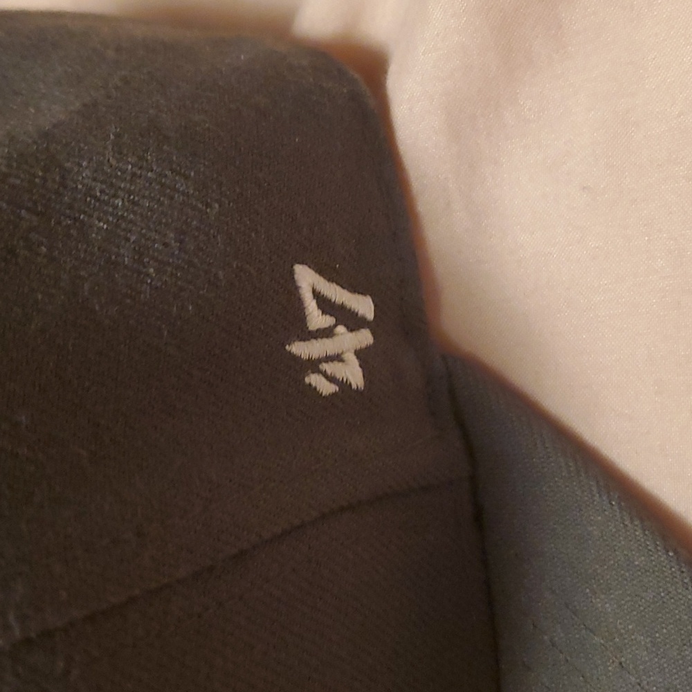 Hat - Picture 4 of 5